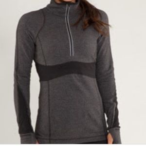 lululemon | Full Tilt 1/2 Zip Pullover - Black & Grey